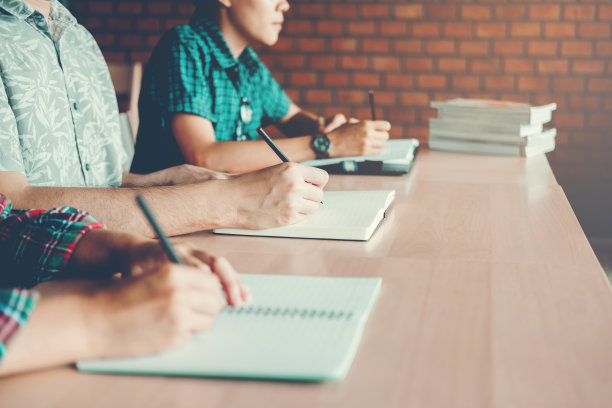 保险业务员可以考哪些高含金量的理财证书?